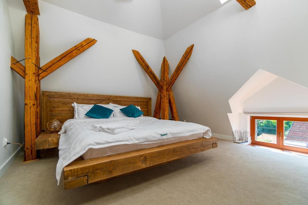 Wanderer Sighisoara Hotel Екстериор снимка