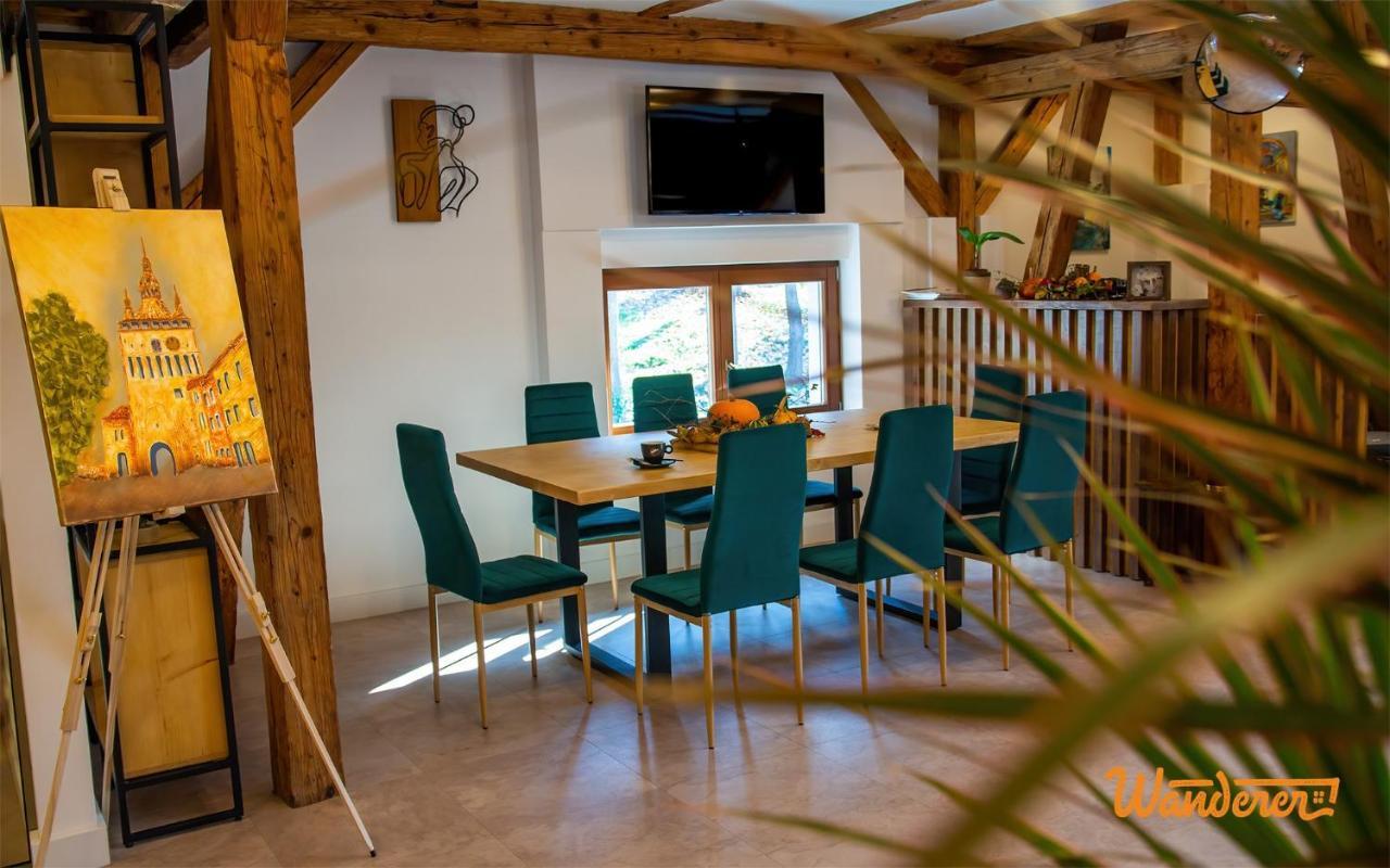 Wanderer Sighisoara Hotel Екстериор снимка