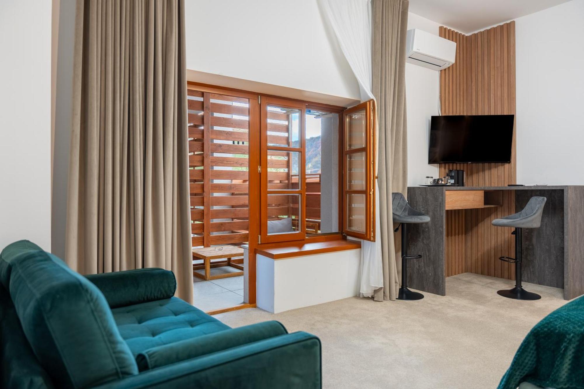 Wanderer Sighisoara Hotel Екстериор снимка