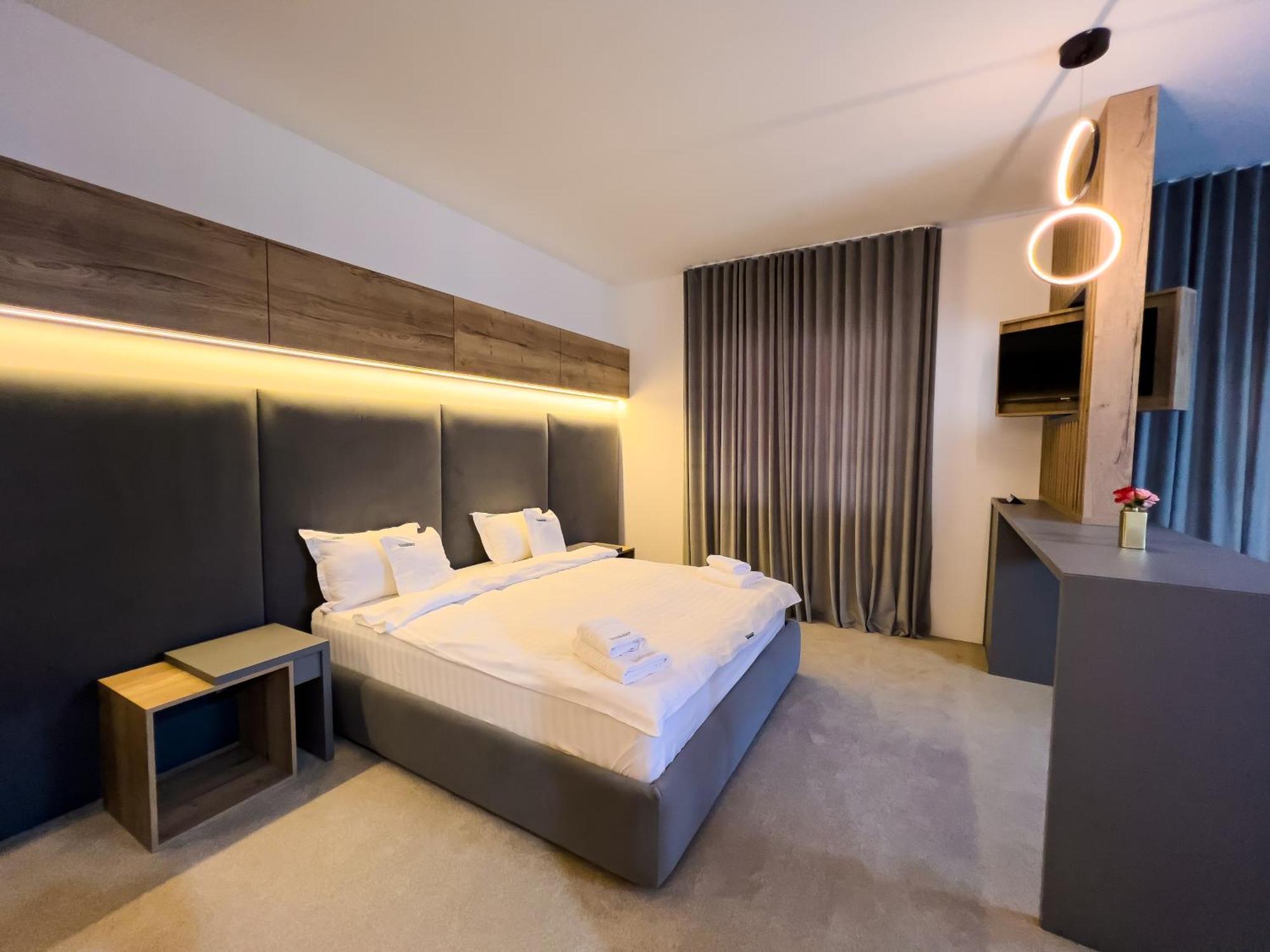 Wanderer Sighisoara Hotel Екстериор снимка