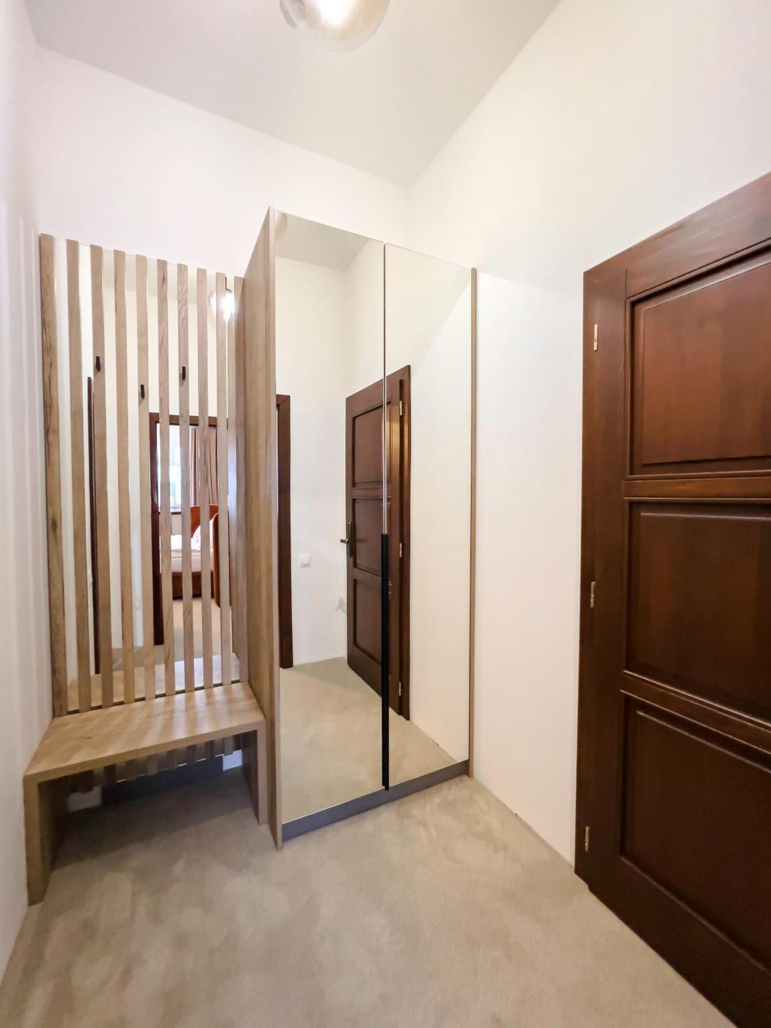 Wanderer Sighisoara Hotel Екстериор снимка