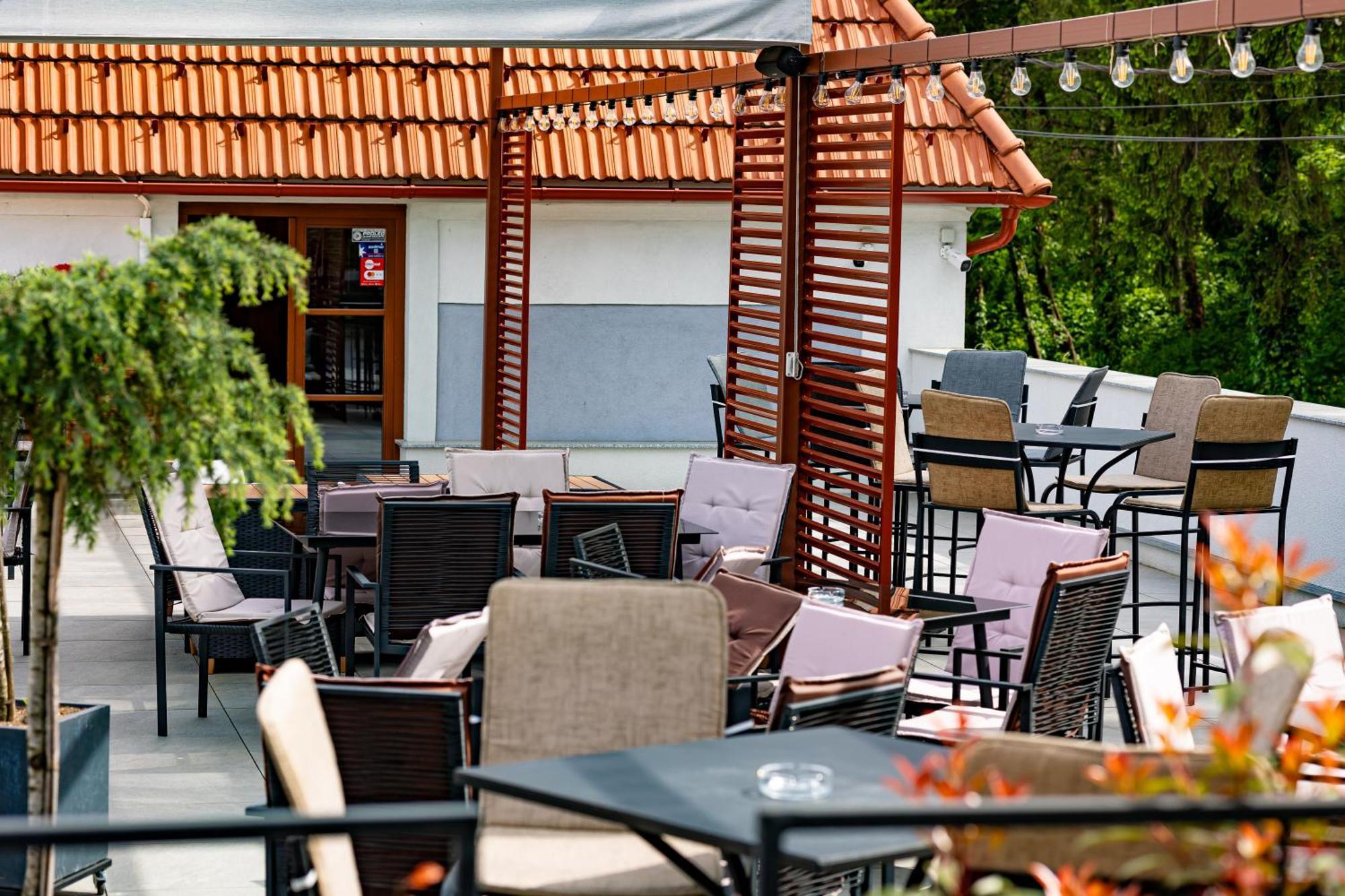 Wanderer Sighisoara Hotel Екстериор снимка