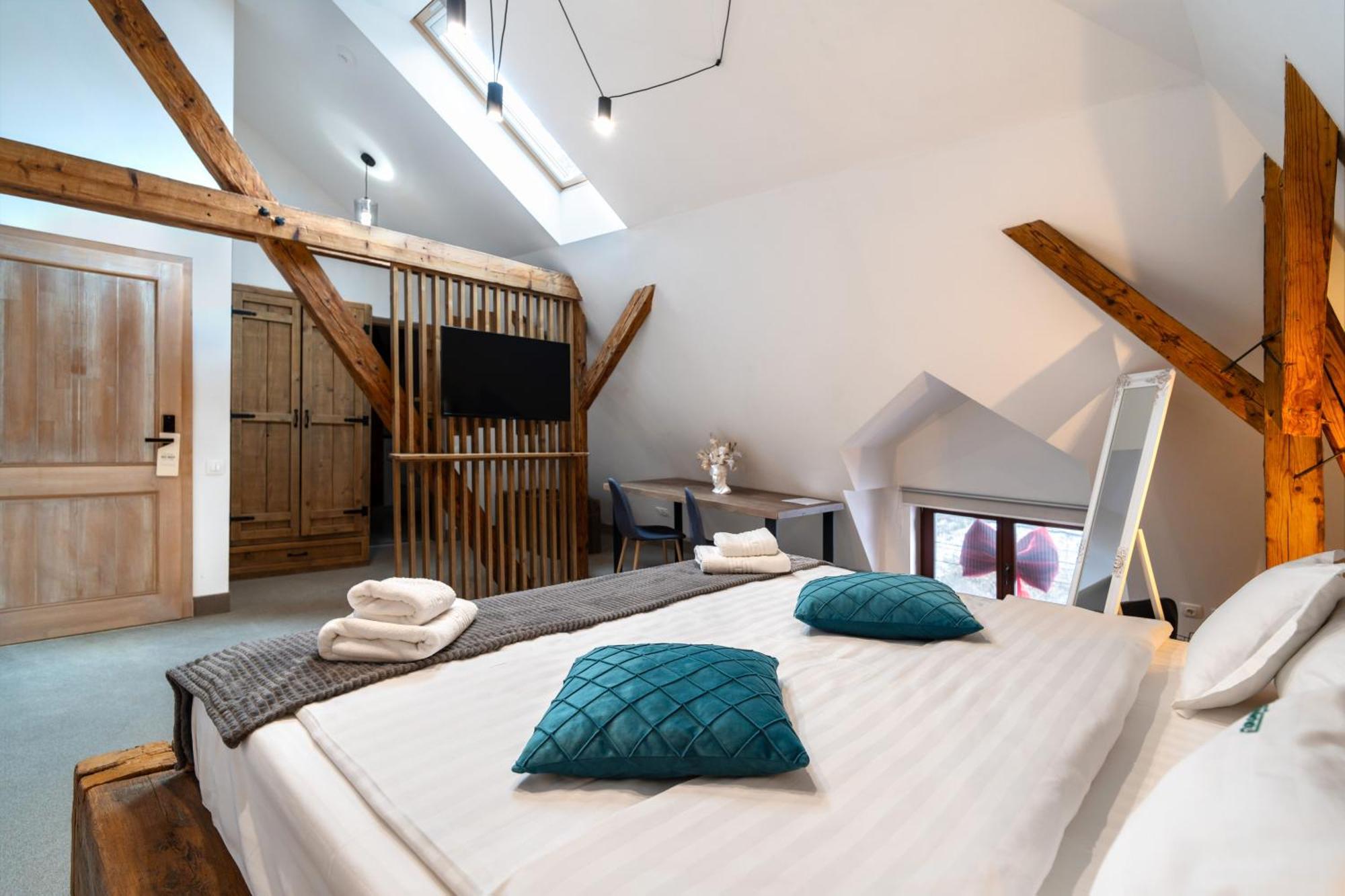 Wanderer Sighisoara Hotel Екстериор снимка