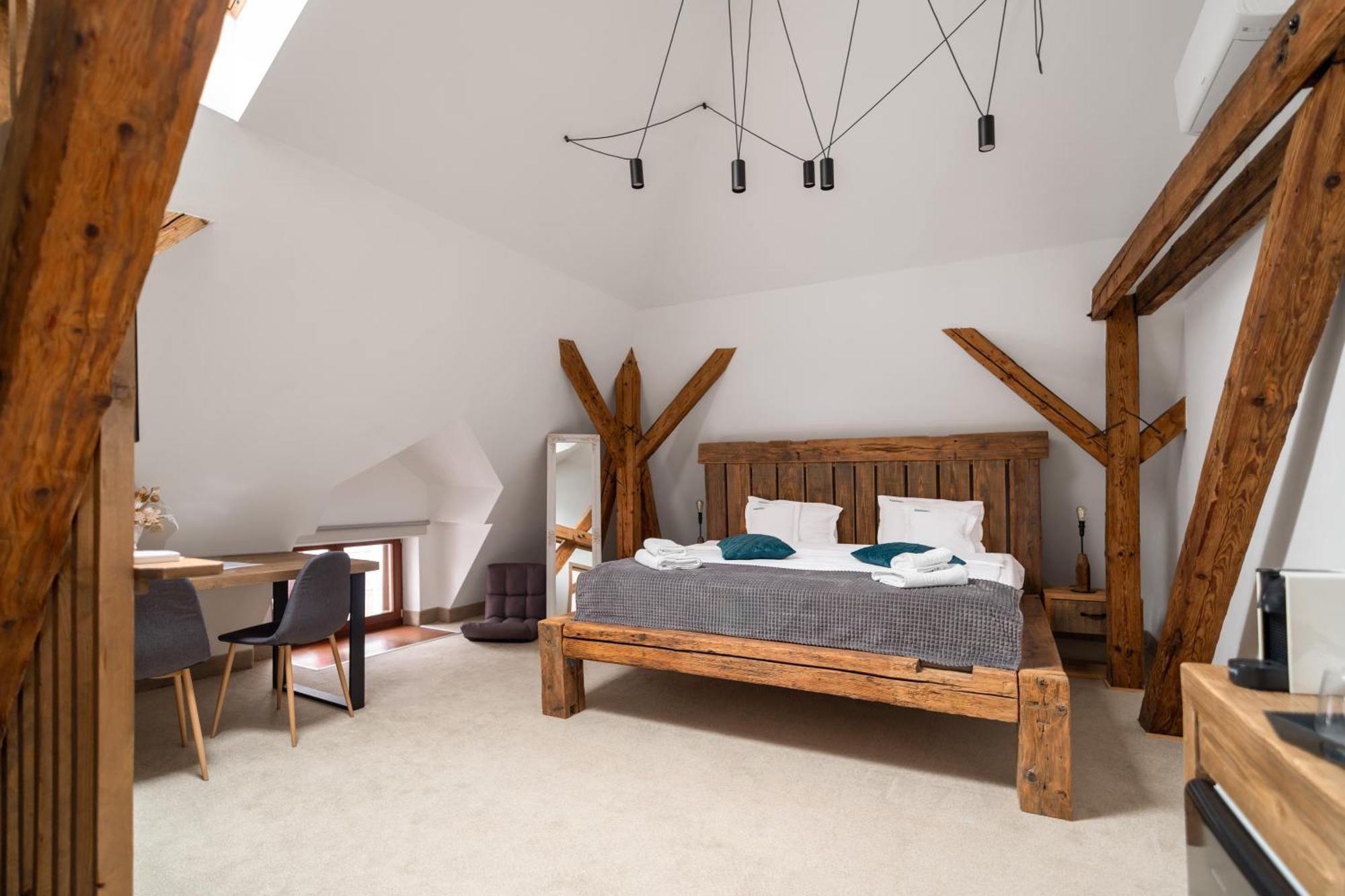 Wanderer Sighisoara Hotel Екстериор снимка
